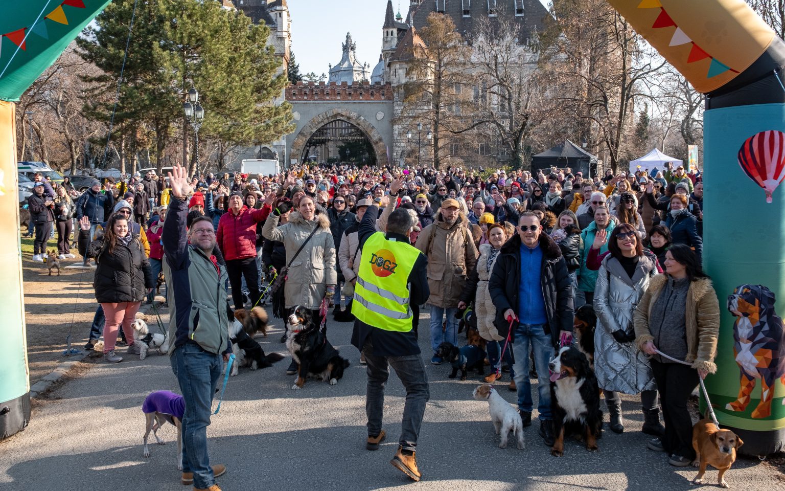 DOGZ Farsangi Falkaséta